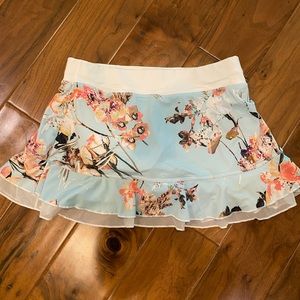 Sofibella 13 inch tennis skirt size small